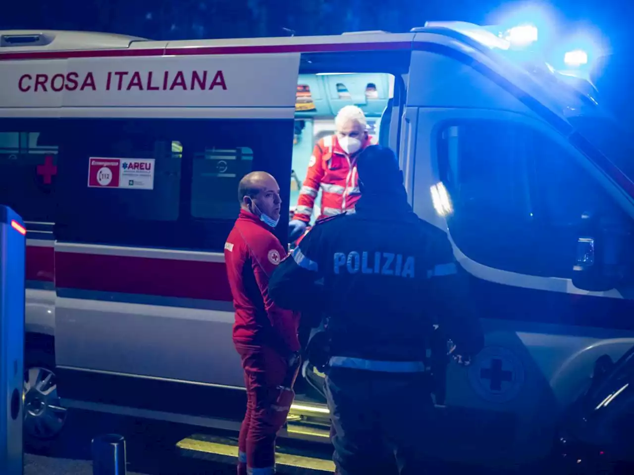 'Rallentate', e il 23enne viene pestato a sangue: è caccia all'uomo a Cerenova