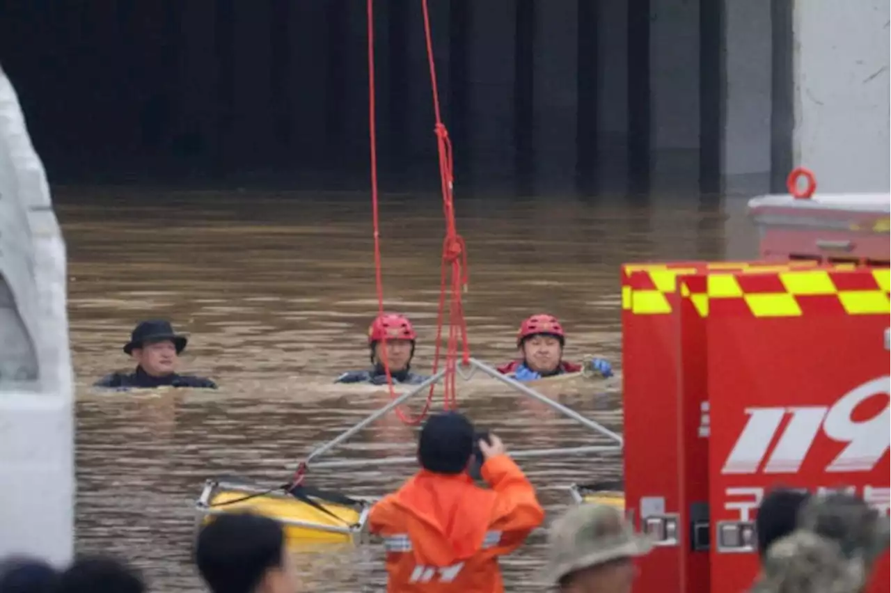 At least 31 killed by heavy rains in South Korea; rescuers hunt for missing people