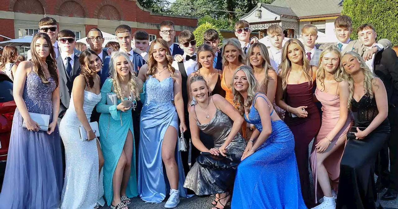 School leavers don their glad rags for glitzy prom nights