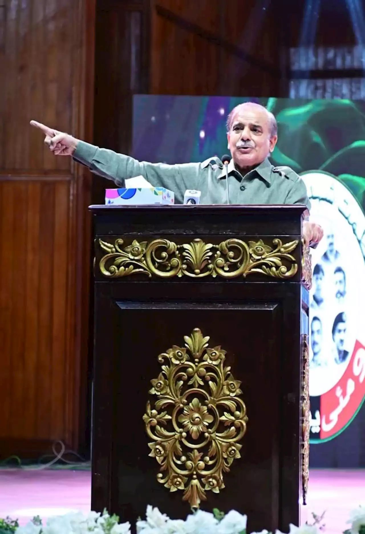 حکومت اگلے ماہ مدت مکمل کر لے گی مدت پوری ہونے سے پہلے چلے جائیں گے:وزیرا عظم