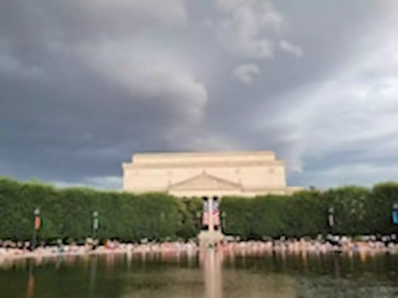 D.C.-area forecast: Showers and storms still a threat today, less so tomorrow