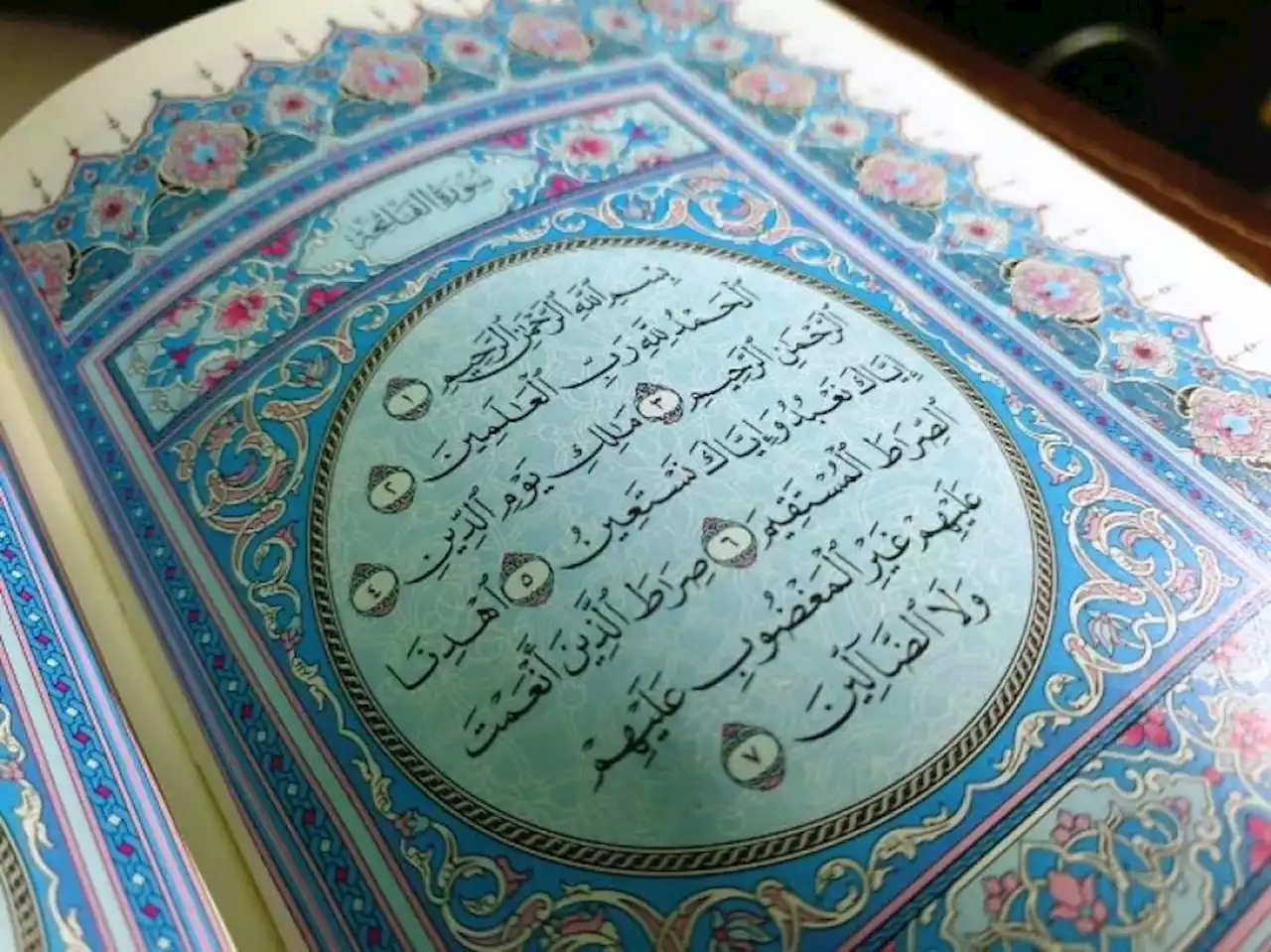 Dibaca Minimal 17 Kali Sehari, Ini Empat Keutamaan Surat Al Fatihah |Republika Online