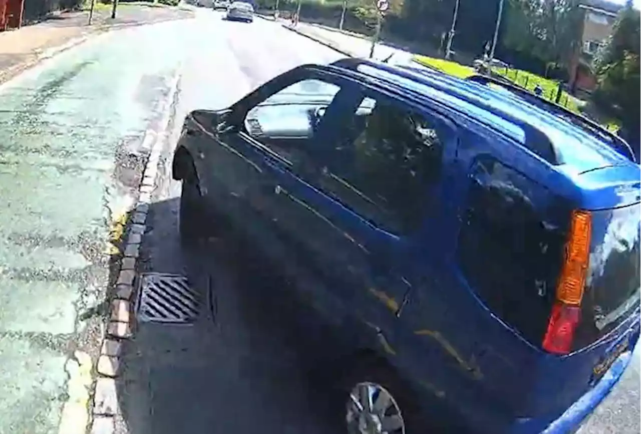 Near Miss of the Day 869: U-turning motorist veers into cycle lane and almost hits cargo bike rider and seven-year-old daughter