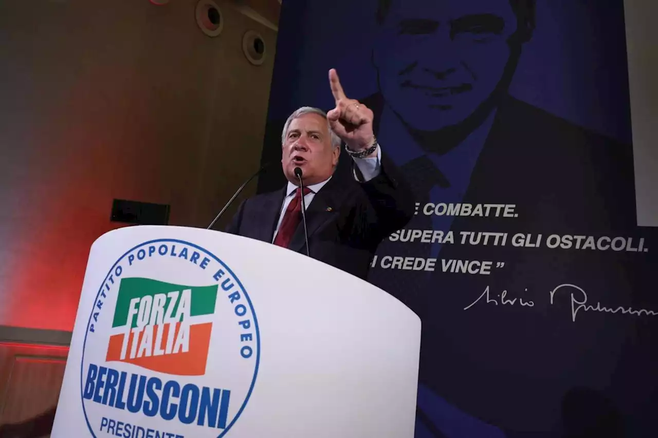 Forza Italia dopo Berlusconi: Tajani segretario fino al congresso: «Ora uniti»