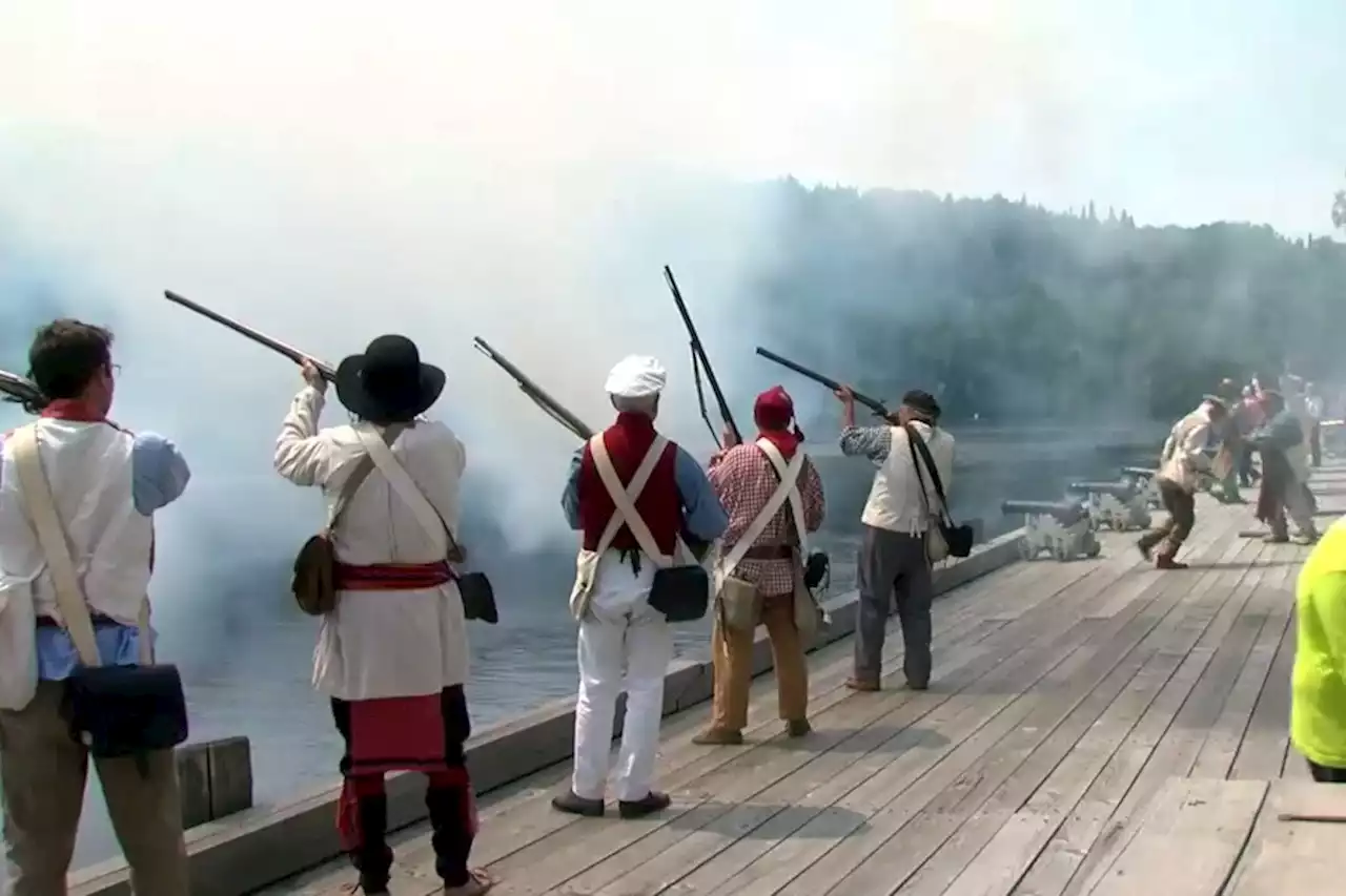 Rendezvous Reenactment draws weekend crowds