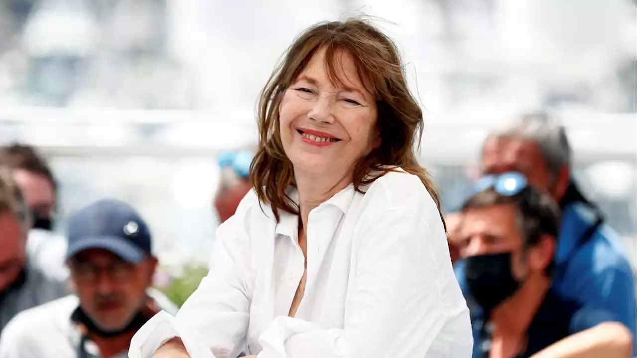 Singer Jane Birkin, of ‘Birkin Bag’ Fame, Dies at 76