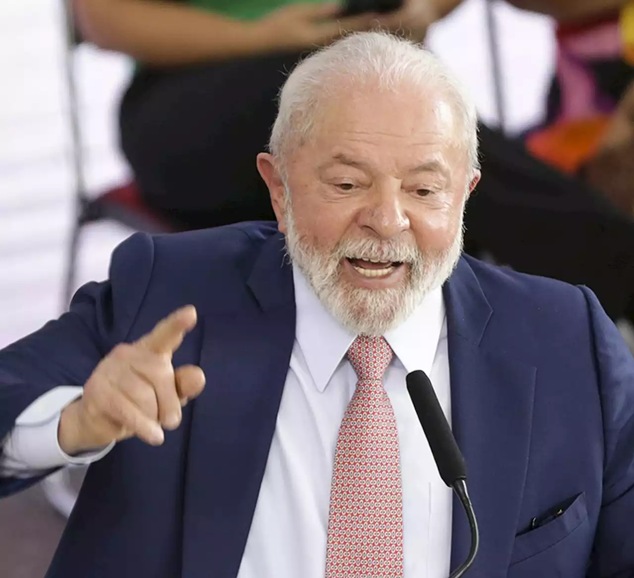 Lula chega a Bruxelas para Cúpula Celac-União Europeia