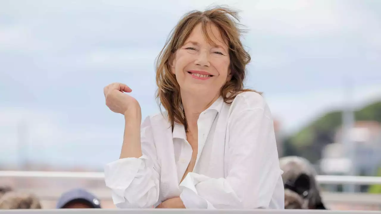 Jane Birkin, musicista, attrice e icona di stile, è morta a 76 anni