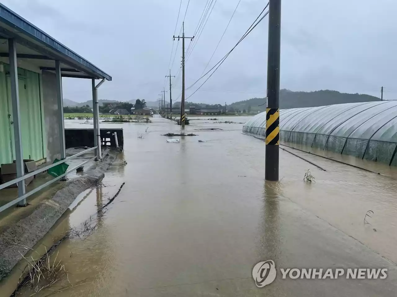 수해에 정치권 '정쟁 자제'…지도부 현장行·상임위 줄줄이 연기 | 연합뉴스