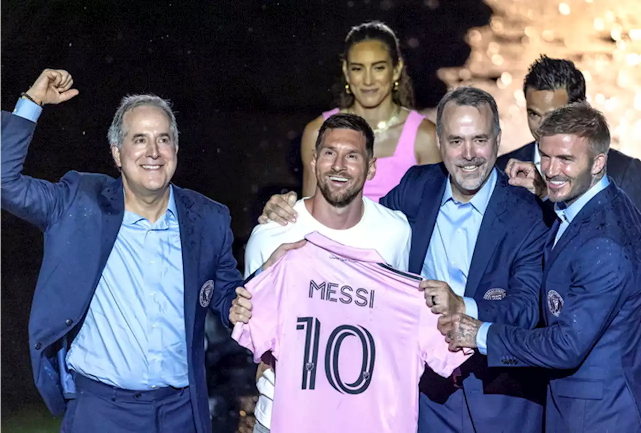 Messi presentato ufficialmente all'Inter Miami, ovazione dei fan - Ultima ora - Ansa.it