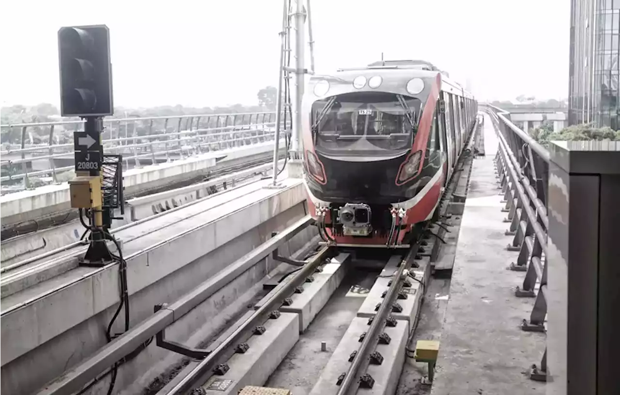 Menguji Kedigdayaan LRT