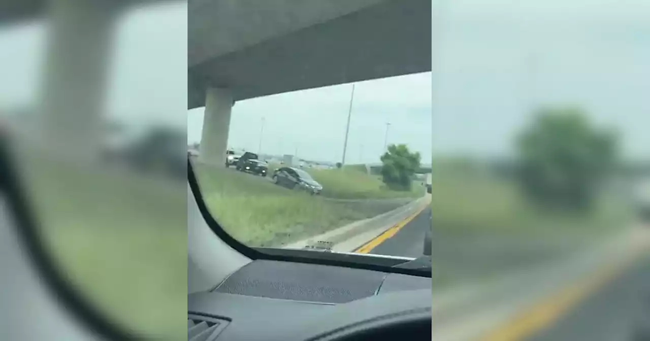 Video shows the lengths people will go to escape brutal Highway 401 traffic