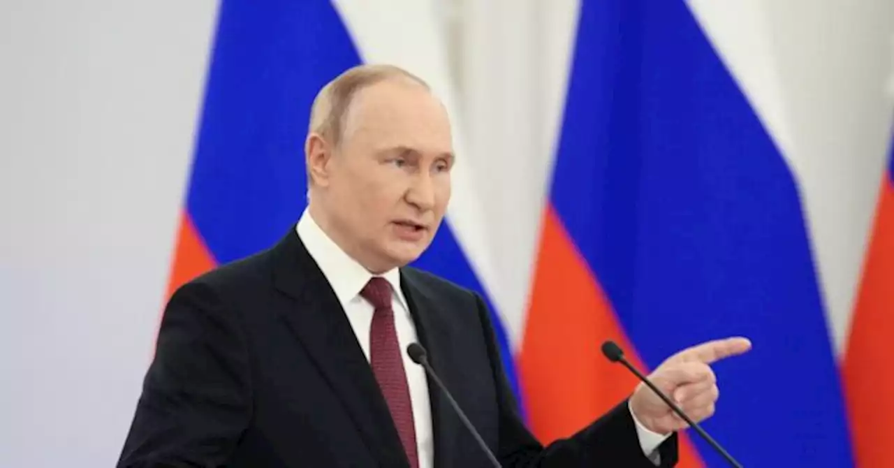 Putin Warns of 'Reciprocal' Use of Cluster Bombs in Ukraine