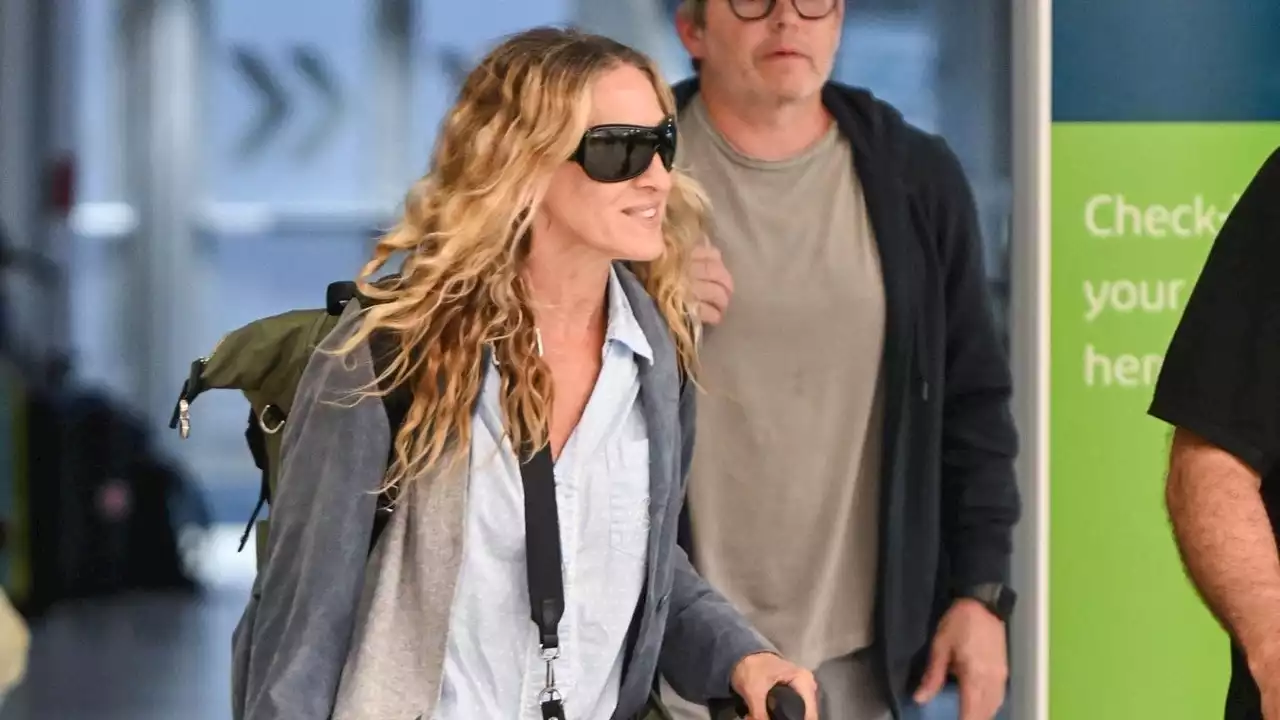 SJP’s Airport Essential? Her Boho Boots