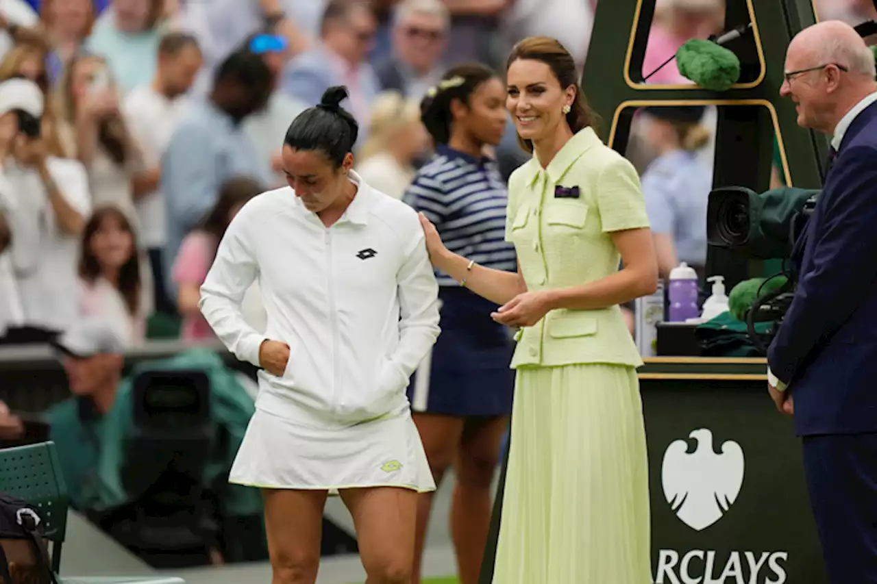 Ons Jabeur gets consoled by Princess Kate after a loss at Wimbledon made her 0-3 in Slam finals | The Associated Press