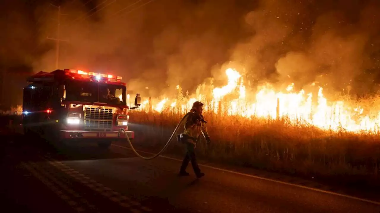 California firefighters battle several wildfires in Riverside County amid extreme heat | CNN