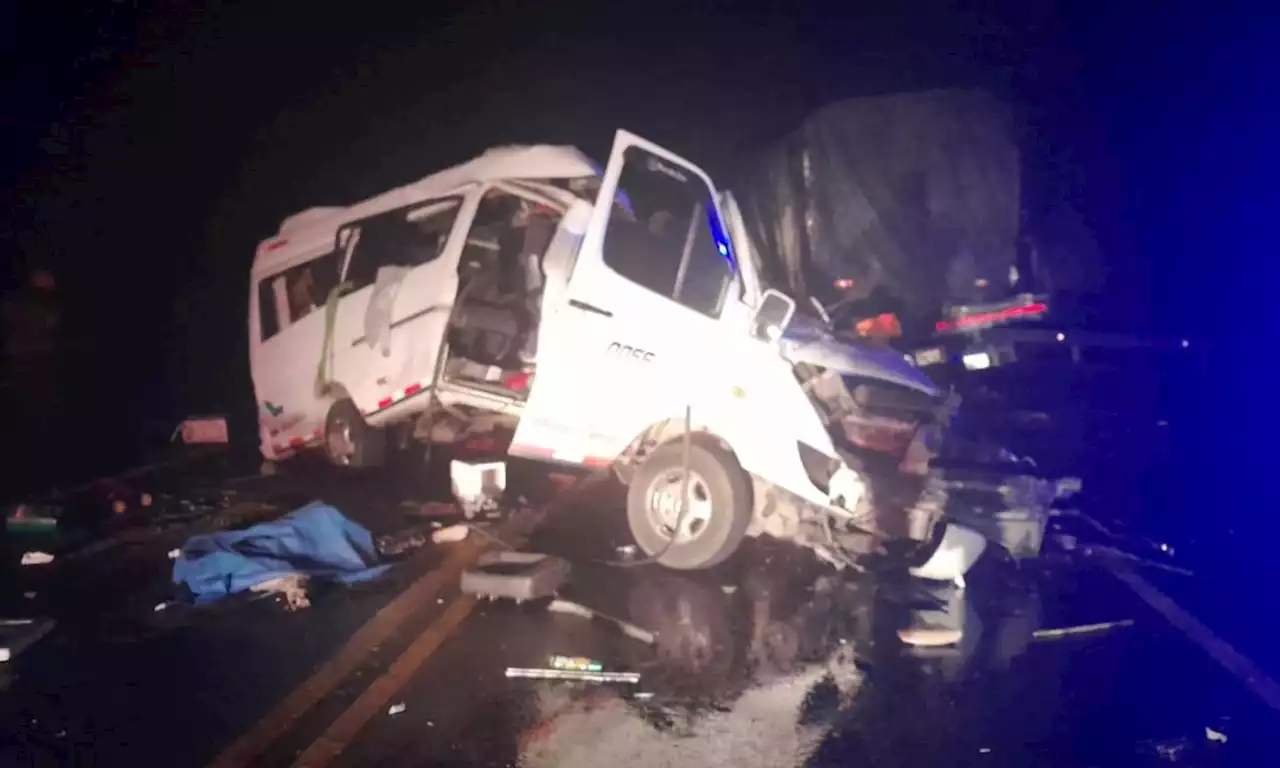 Cuatro muertos dejó fatal accidente de tránsito en la Ruta del Sol en Santander