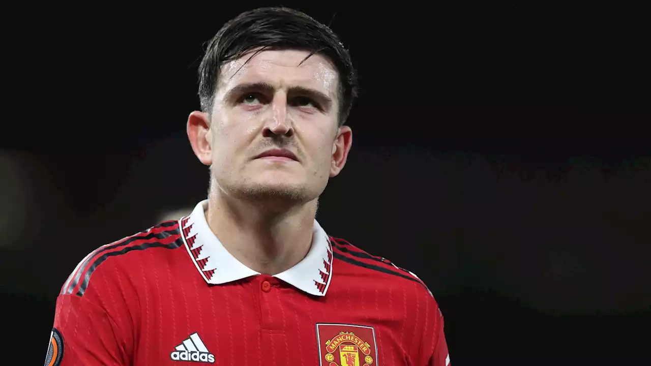 BOOM! Chelsea Dekati Harry Maguire Usai Bek Manchester United Itu 'Ngambek' Ban Kaptennya Dicopot | Goal.com Indonesia