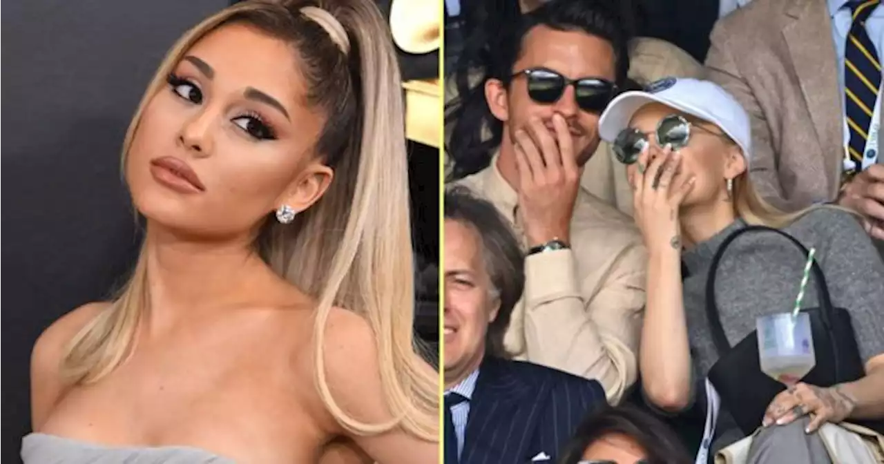 Ariana Grande sparks divorce rumours after ditching wedding ring | Her.ie