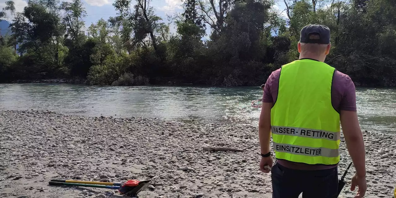 Leiche auf Sandbank beim Inn gibt Polizei Rätsel auf