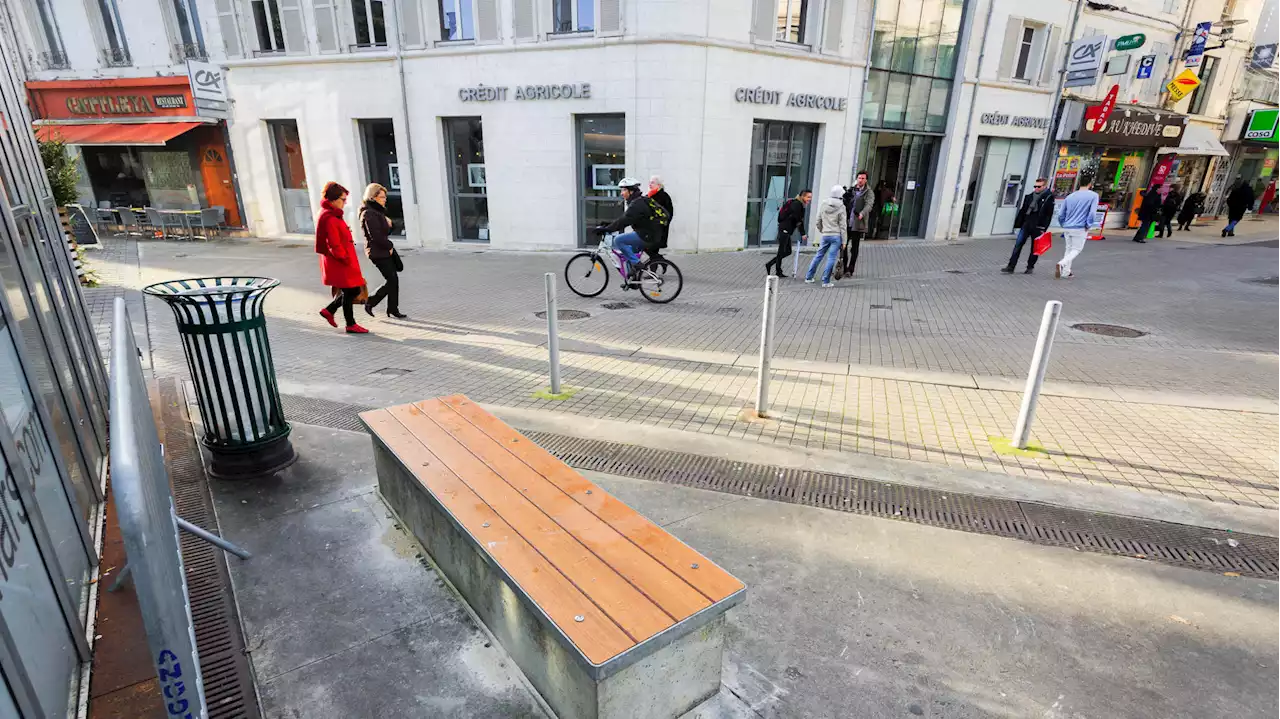 Avec cet arrêté à Angoulême « tout le monde ou presque pourrait être arrêté et verbalisé » dans la rue