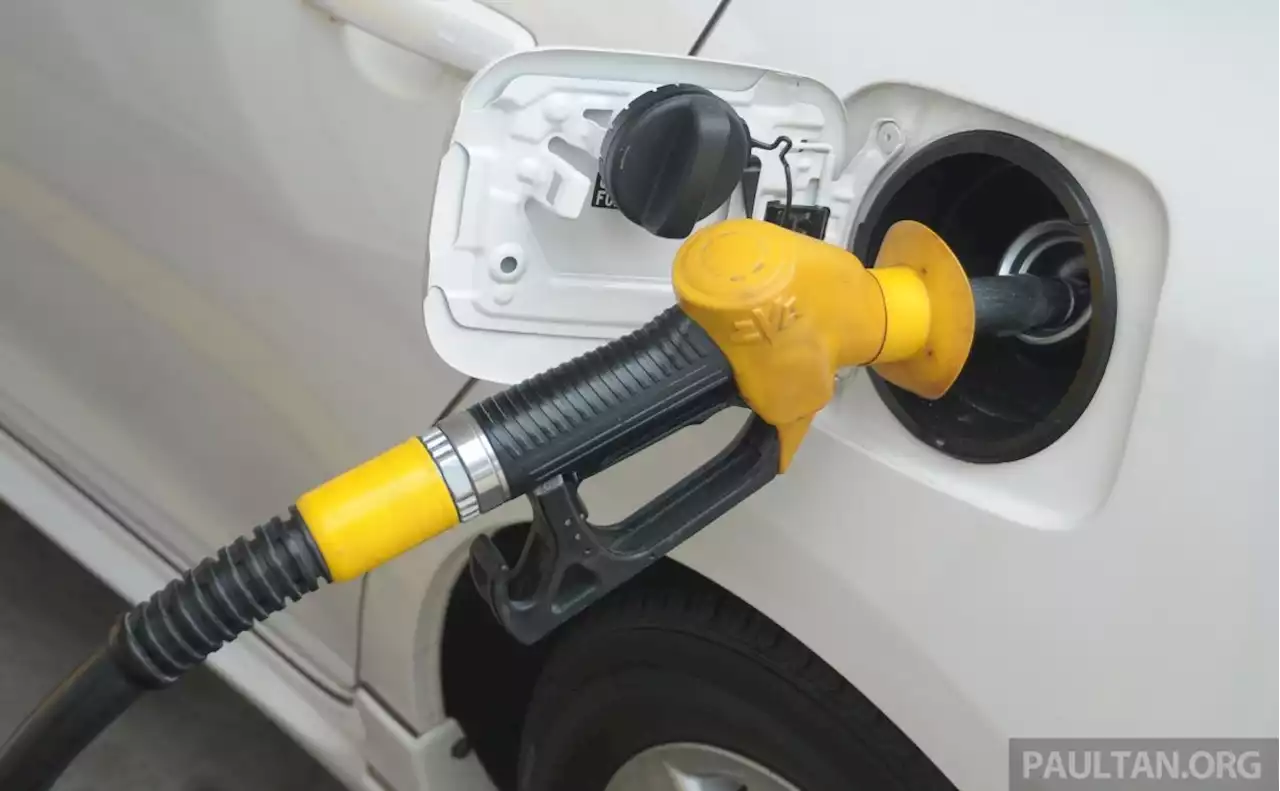 Gov't looking into ID system for targeted fuel subsidy - paultan.org