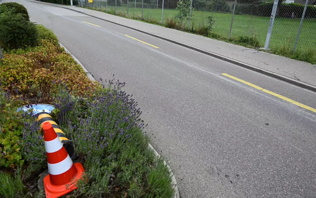 Niederuzwil SG: Fahrunfähig Unfall verursacht und weitergefahren