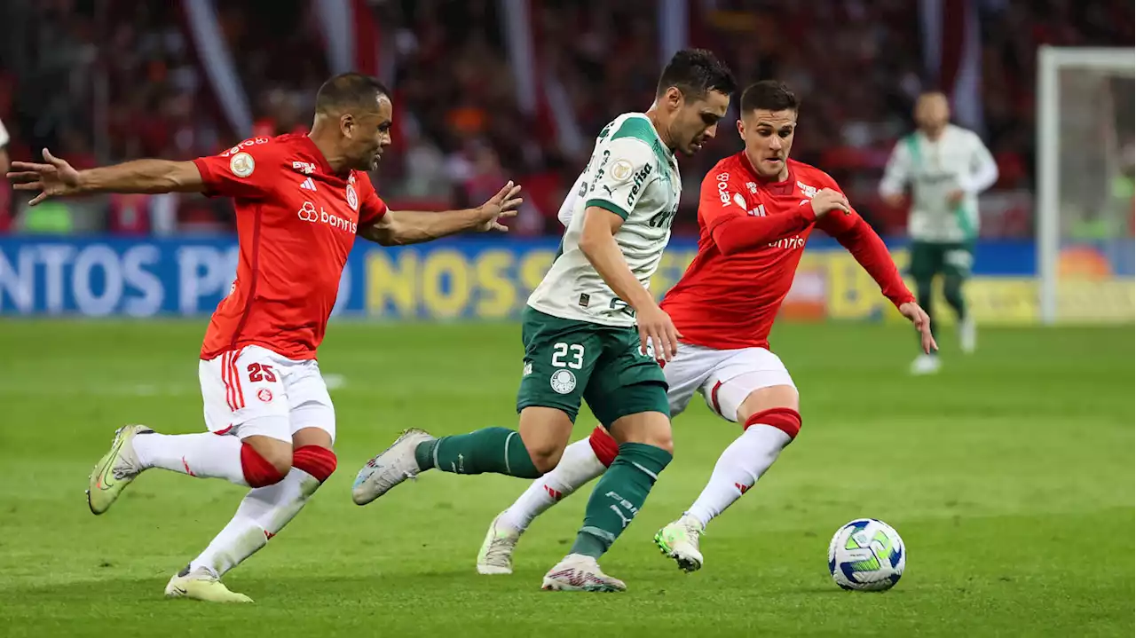 Palmeiras não joga bem, empata com o Internacional e se afasta do G-4