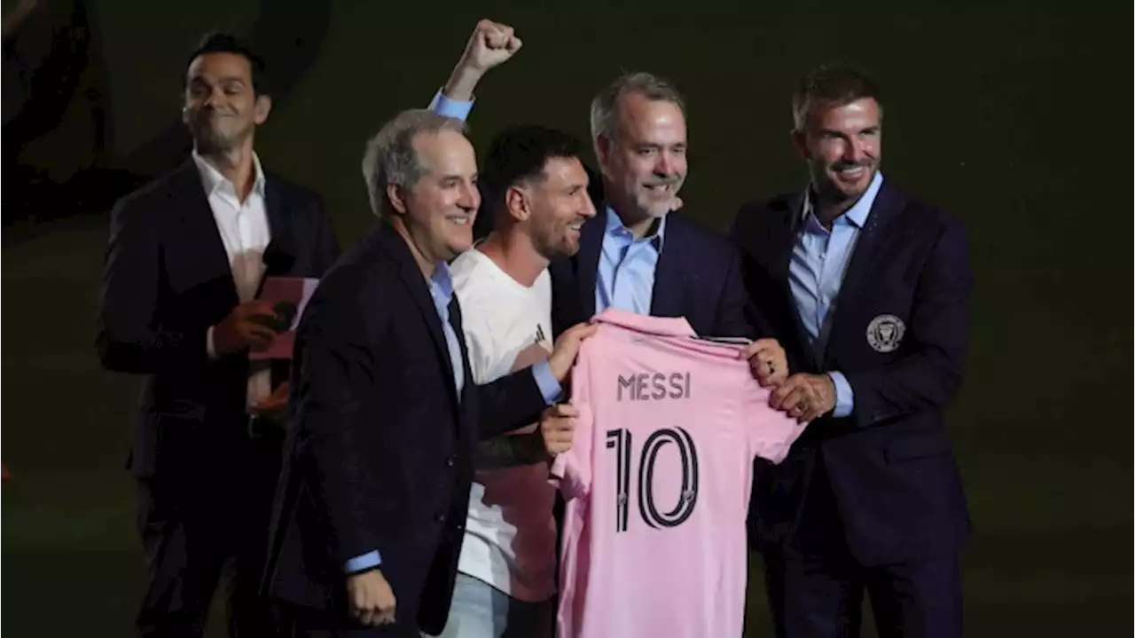 An Emotional David Beckham Introduces Lionel Messi to Miami