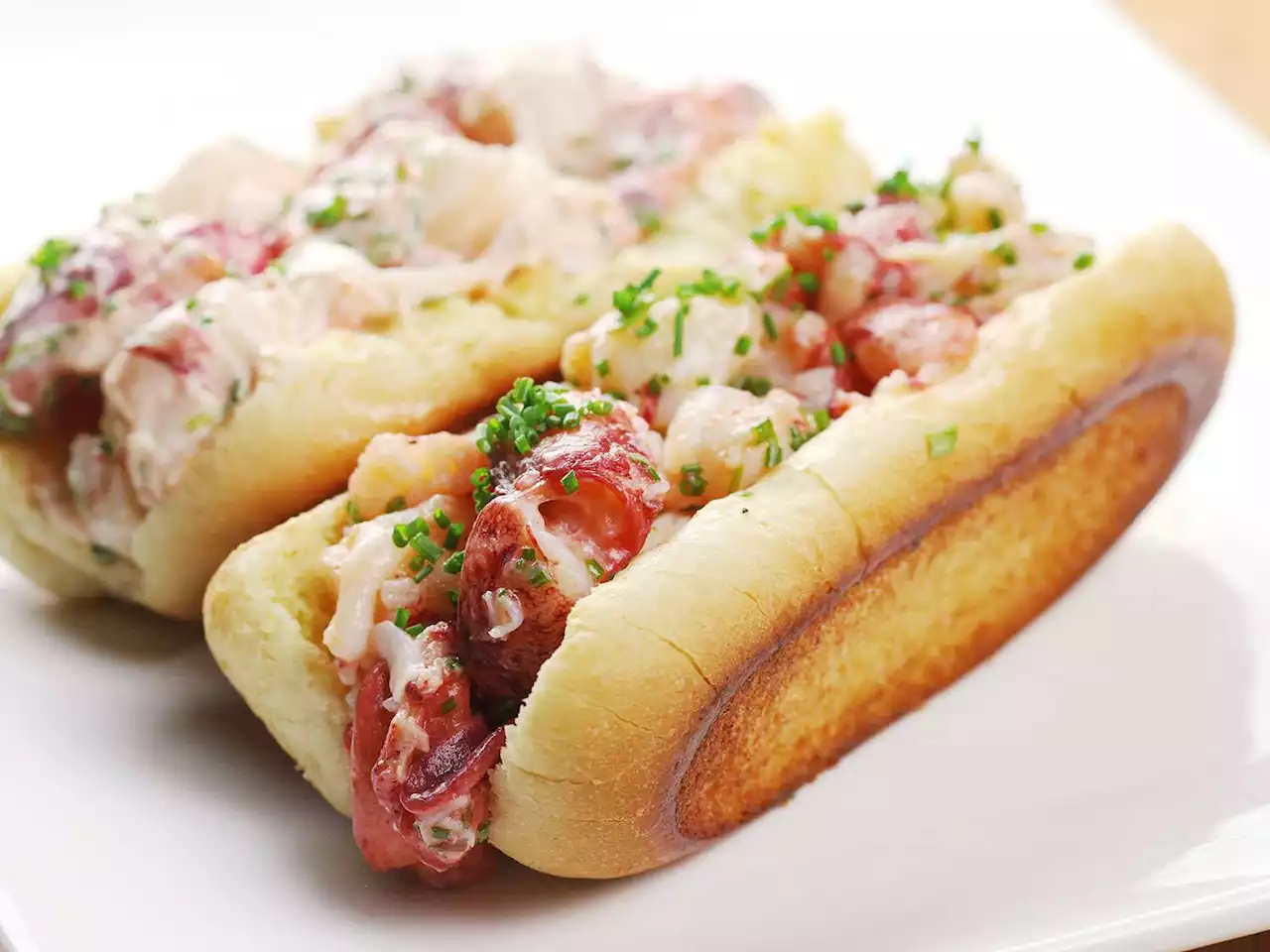 Sous Vide Connecticut-Style Lobster Rolls (With Lemon and Butter) Recipe