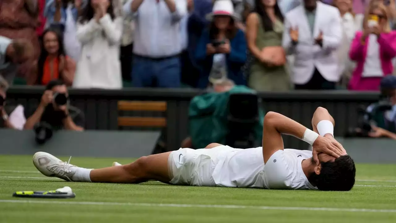 Carlos Alcaraz beats Novak Djokovic in five sets to win Wimbledon