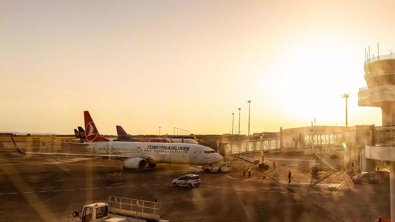 Flughafen Catania stellt nach Brand Betrieb bis Mittwoch ein