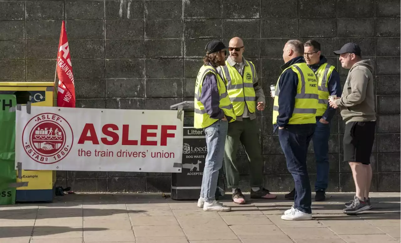 Train drivers announce new overtime ban to hit school summer holidays