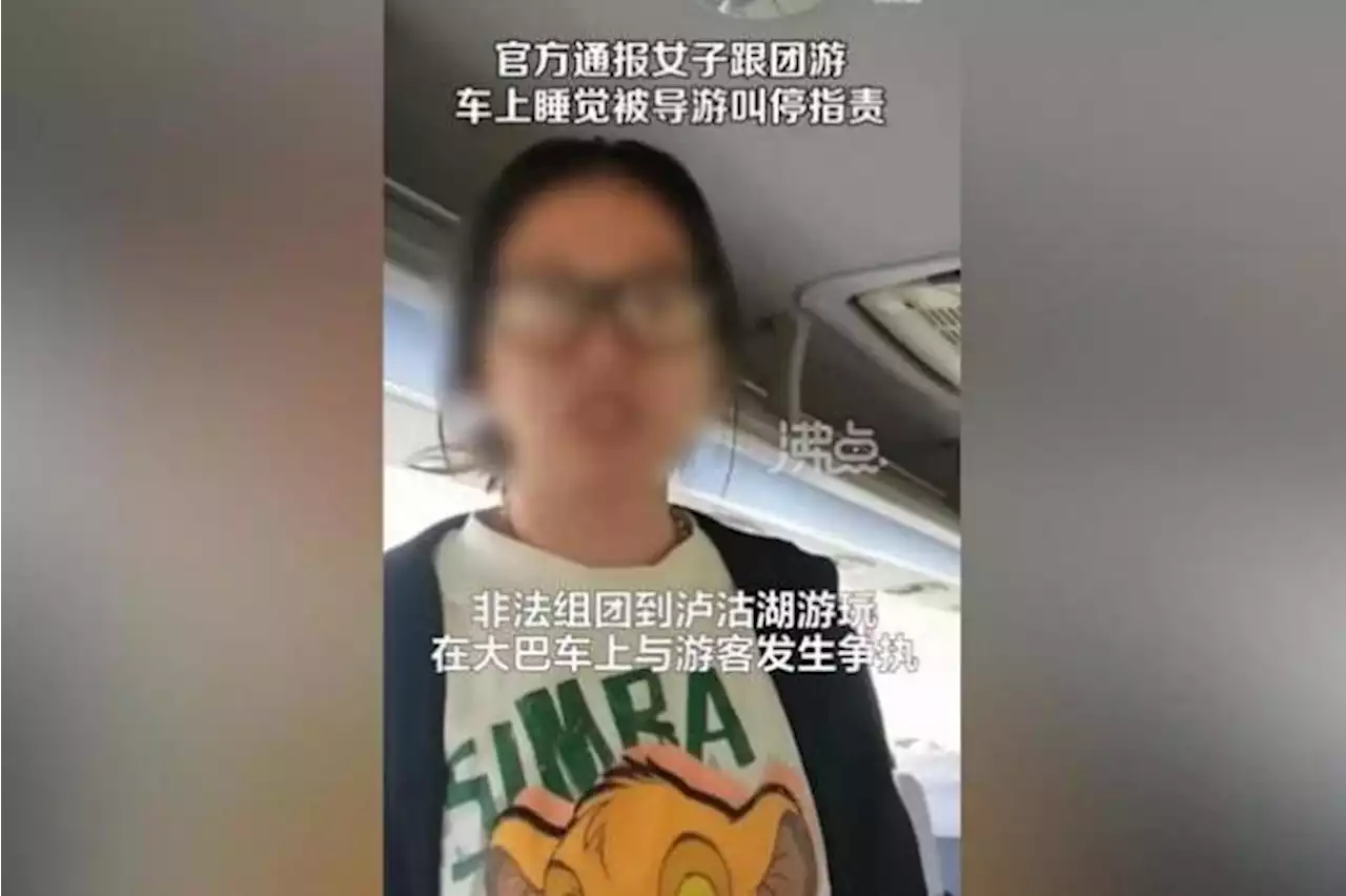 Tour guide in China under fire for waking up sleeping tourist on sightseeing bus