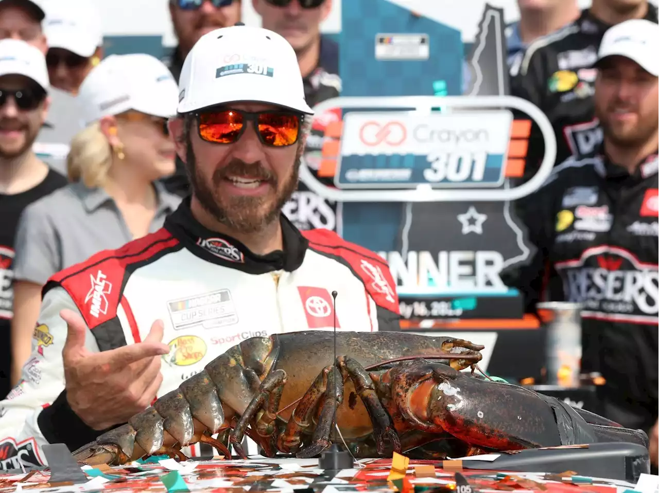 Martin Truex Jr. wins at New Hampshire Motor Speedway for first time in 30 races