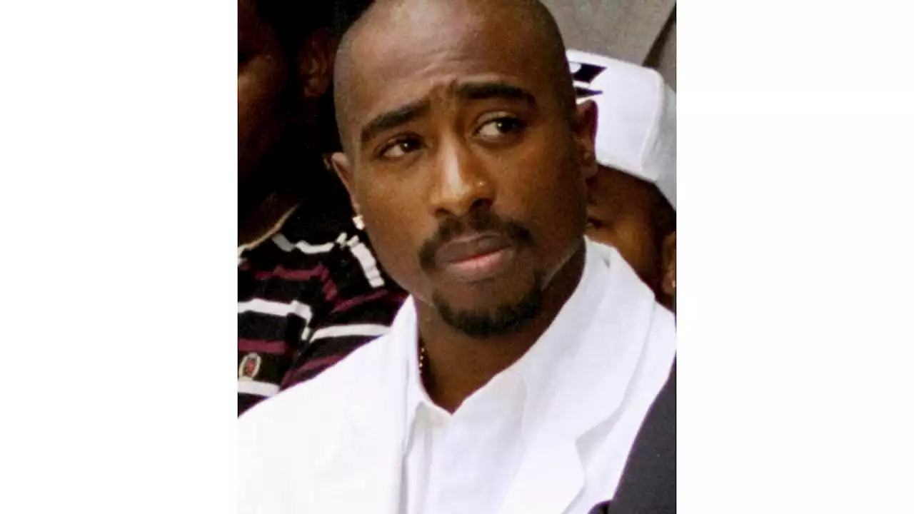 Las Vegas police serve search warrant in Tupac Shakur killing investigation