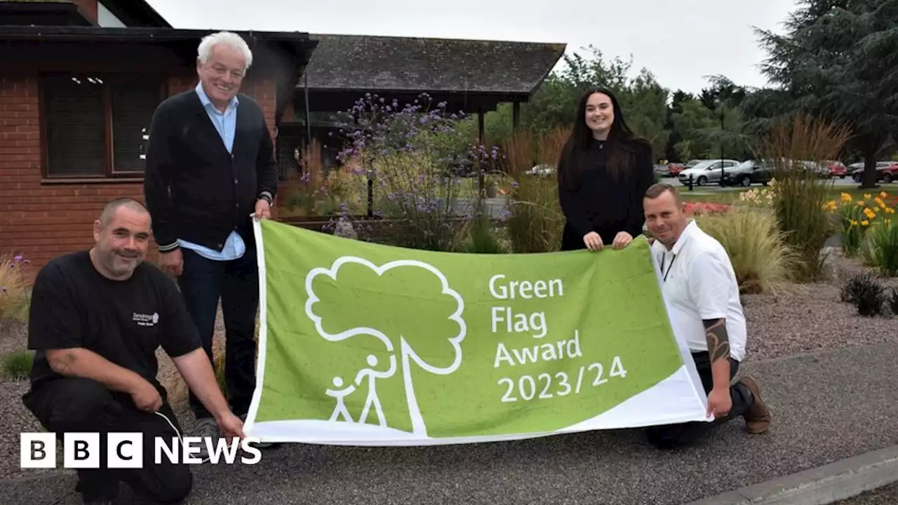 Tendring gardens retain prestigious Green Flag Awards