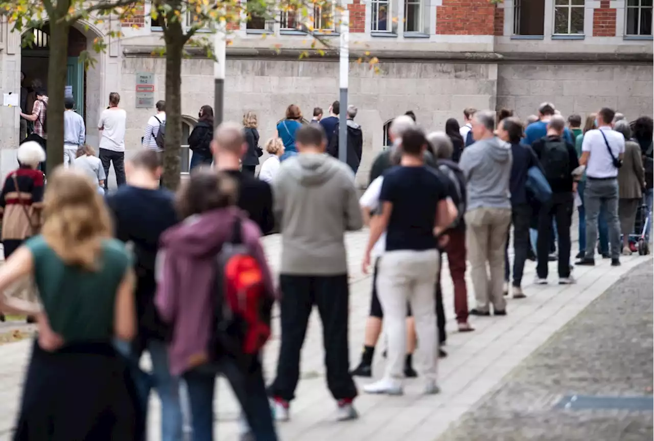 „Erheblicher Vertrauensverlust“: Union zieht wegen Berliner Wahlchaos vor Verfassungsgericht