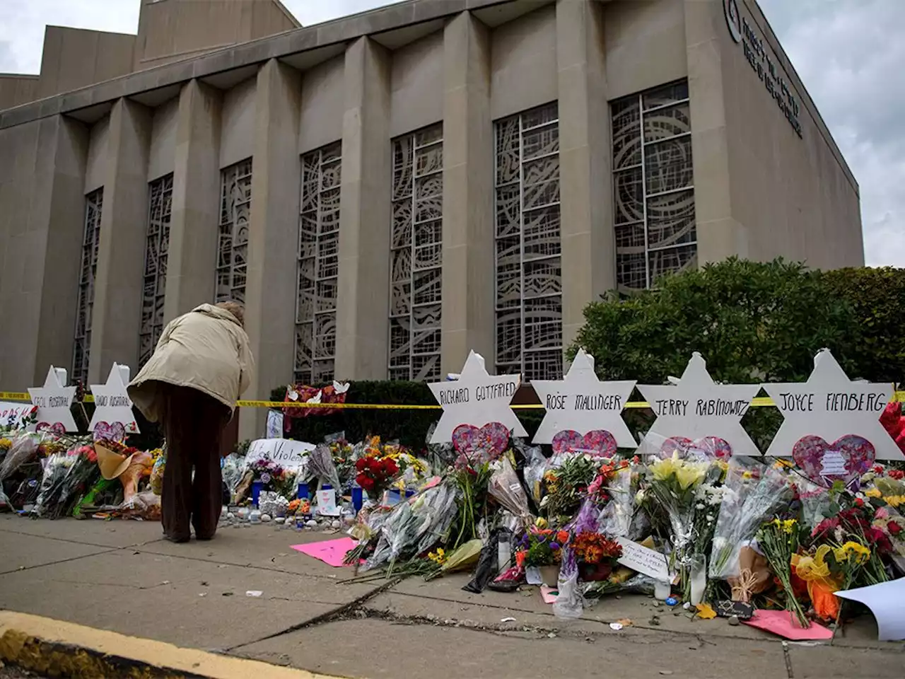 Jurors weighing fate of Pittsburgh synagogue killer hear of the devastation he left behind