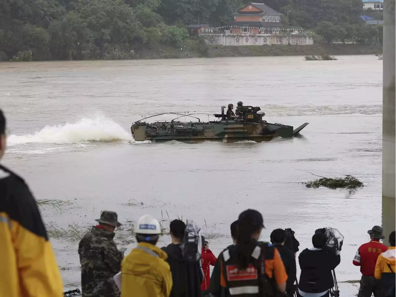 South Korea searches for missing people as death toll from downpours reaches 41