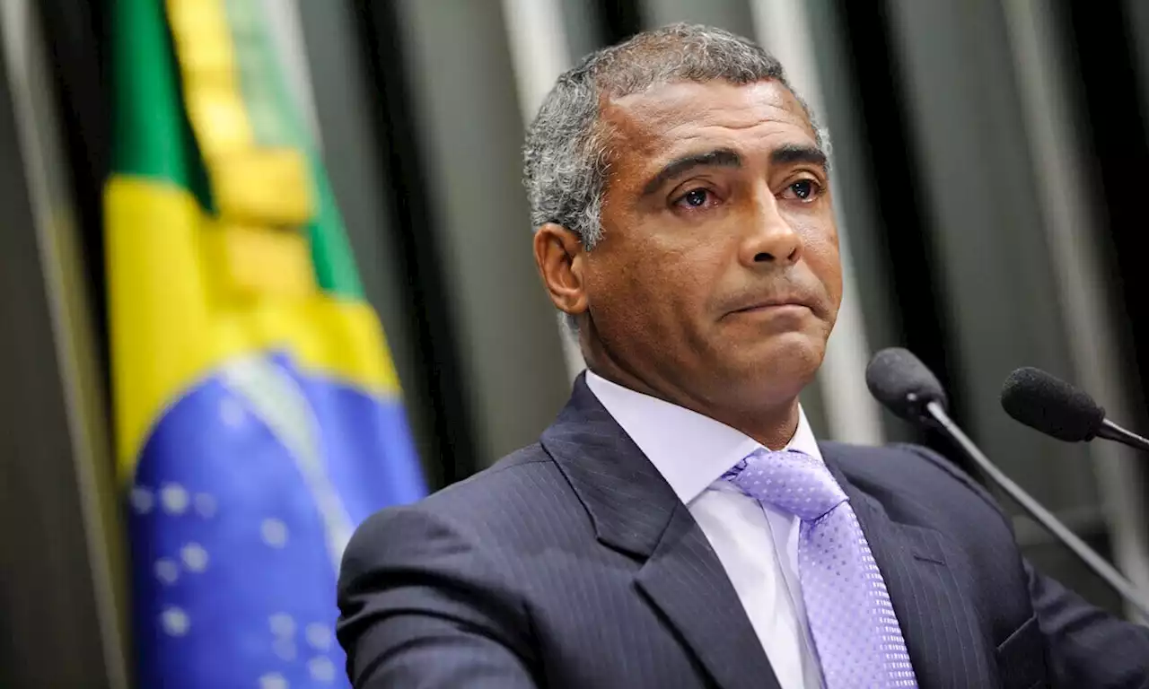 Romário tem melhora no estado de saúde, mas continua internado