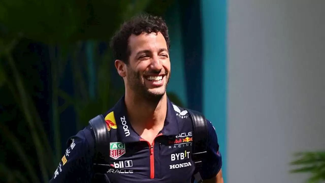 Ricciardo out to replace Perez for 2025, says Horner