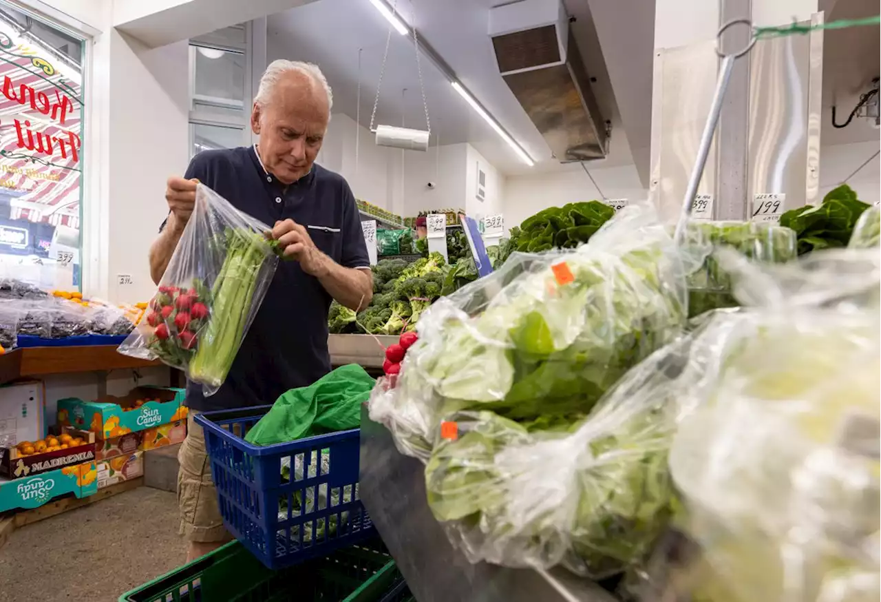 Canada’s inflation rate falls to 2.8%, lowest since early 2021