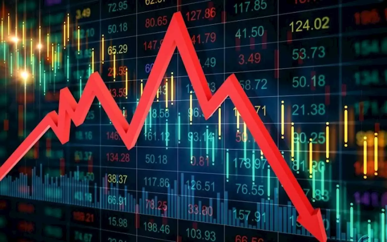 افت ١۵٠٠ هزار میلیارد تومانی ارزش بورس در دو هفته/ بازار سرمایه در ایران شفاف و منصافانه‌ نیست/ در حال هدایت نقدینگی به سمت بازار سفته‌بازی هستند