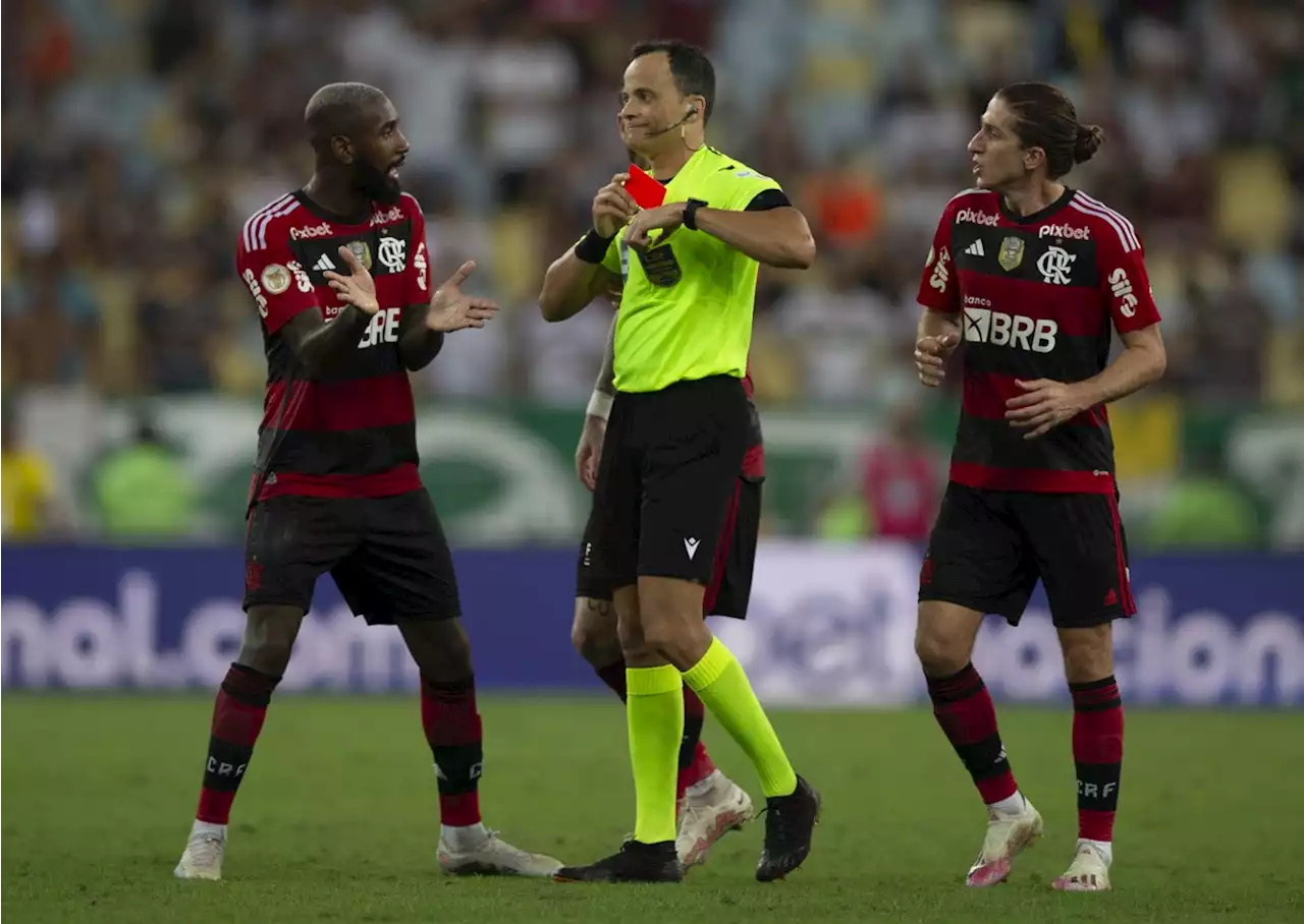 CBF divulga áudio do VAR da expulsão de Luiz Araújo em Flamengo x Fluminense: 'O peso do corpo ocasiona a lesão'