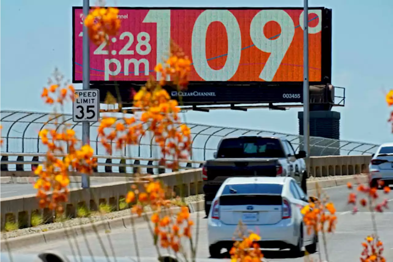 Day and night Phoenix has sweltered from heat that will break a record for American cities