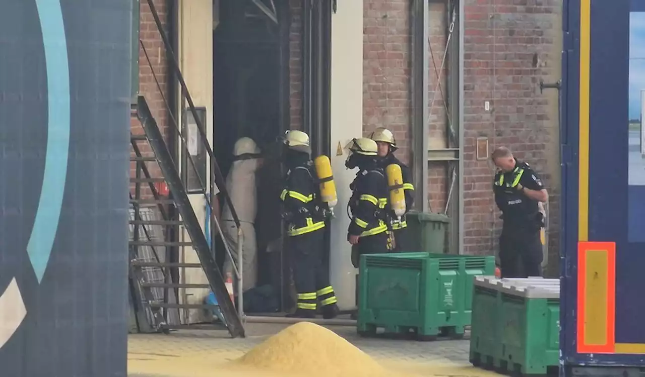 Feuerwehr im Großeinsatz in Hamburger City – schwierige Löscharbeiten