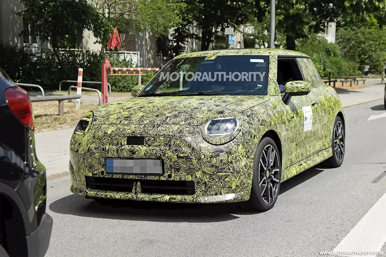 2025 Mini John Cooper Works EV spy shots