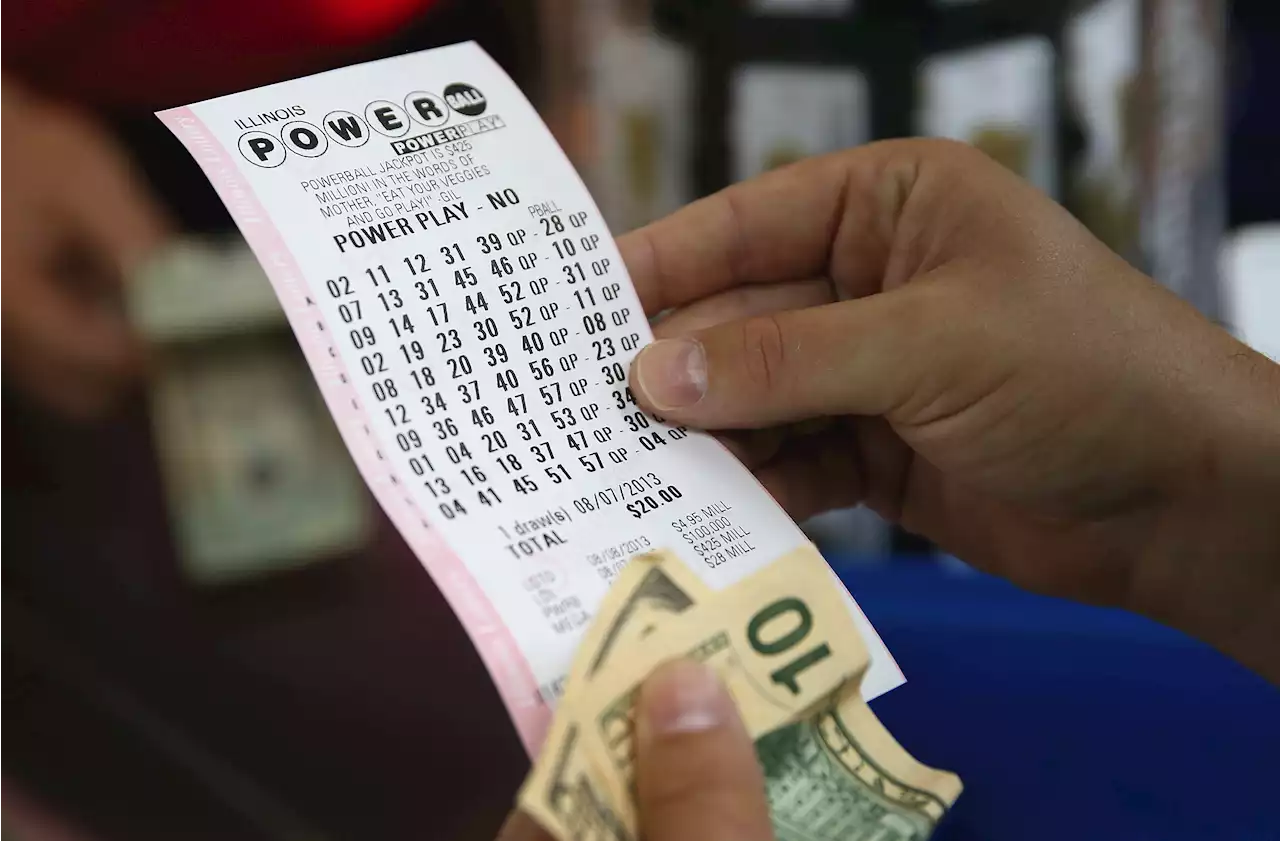 Powerball sees $1M, $2M winners in 8 states; no grand prize winner as jackpot grows to $1B