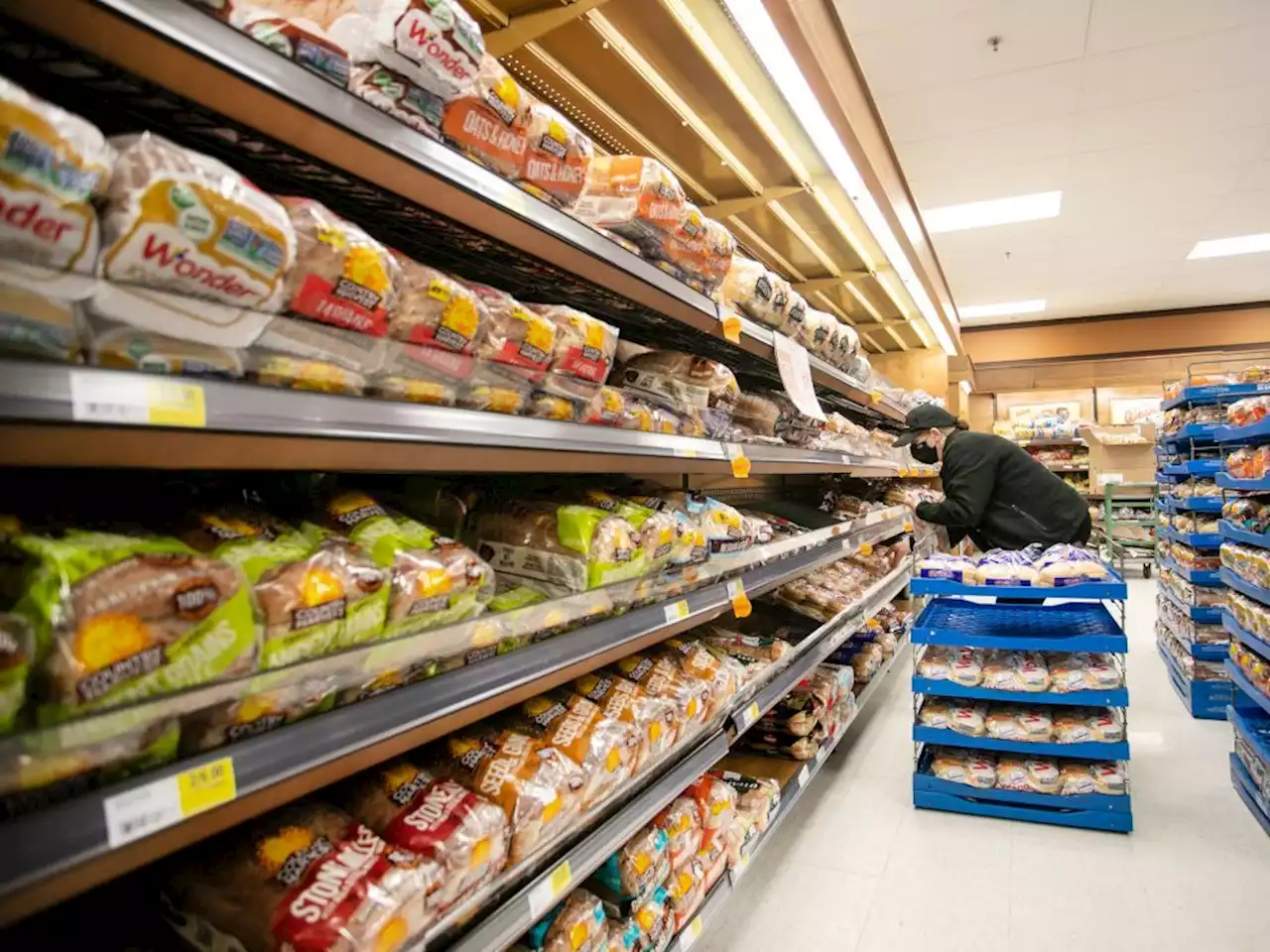 Price-fixing at Canada’s grocery stores is bigger than just bread: Full Comment podcast